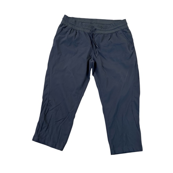 The North Face Women’s Cropped Dark Gray Dri-Fit Pull-On Pants Size XL GUC - Picture 1 of 9